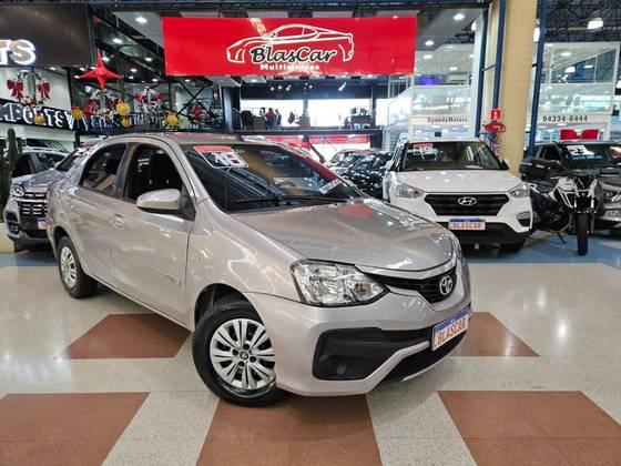 Carro 1.5 XS SEDAN 16V FLEX 4P AUTOMÁTICO