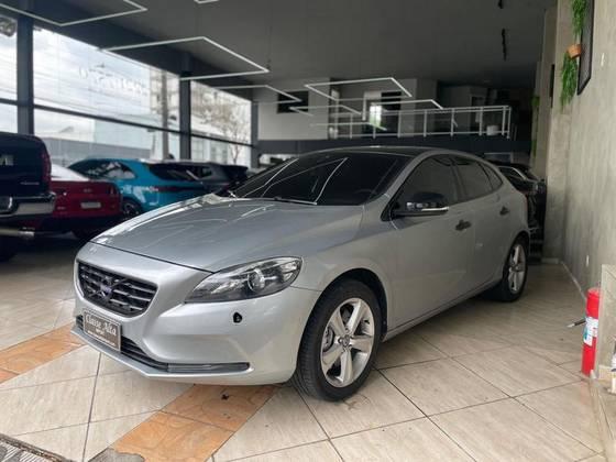 Carro 2.0 T4 DYNAMIC TURBO GASOLINA 4P AUTOMÁTICO