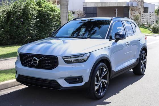 Carro 1.5 T5 RECHARGE R-DESIGN GEARTRONIC