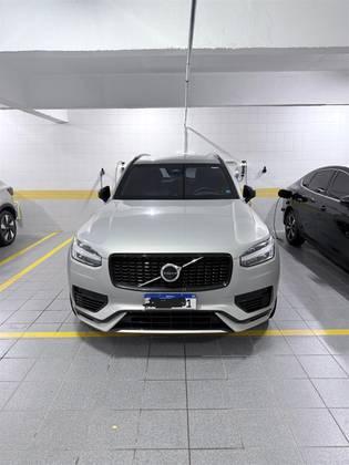 Carro 2.0 T8 RECHARGE ULTIMATE DARK AWD GEARTRONIC