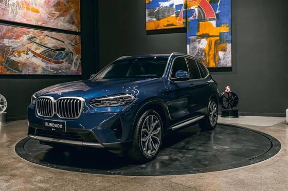 Carro 2.0 16V HÍBRIDO X LINE XDRIVE30E STEPTRONIC