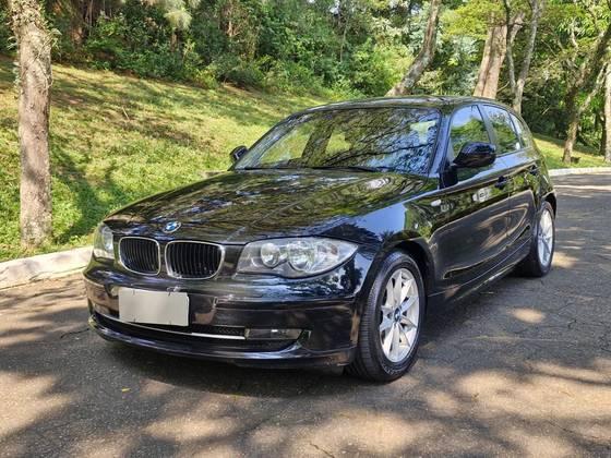 Carro 1.8 UE71 16V GASOLINA 4P AUTOMÁTICO