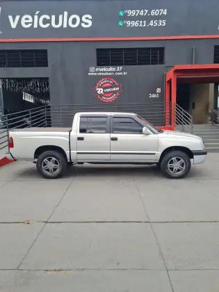 Carro 2.8 EXECUTIVE 4X2 CD 12V TURBO ELECTRONIC INTERCOOLER DIESEL 4P MANUAL