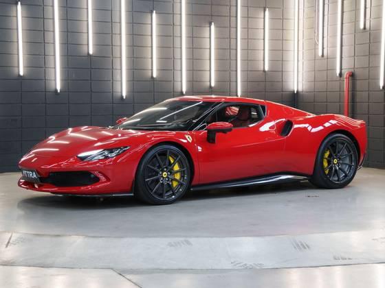 Carro 3.0 V6 TURBO PHEV F1-DCT