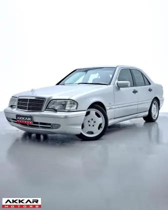 Carro 4.3 SEDAN V8 GASOLINA 4P AUTOMÁTICO