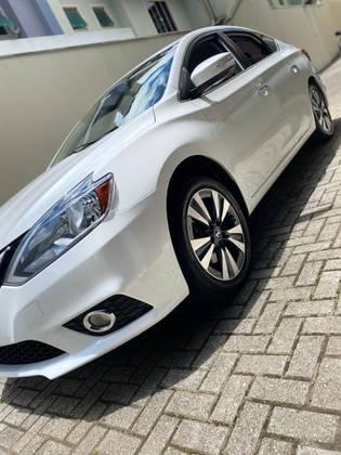 Carro 2.0 SV 16V FLEXSTART 4P AUTOMÁTICO