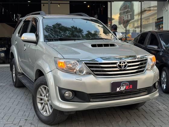 Carro 3.0 SR 4X4 CD 16V TURBO INTERCOOLER DIESEL 4P AUTOMÁTICO