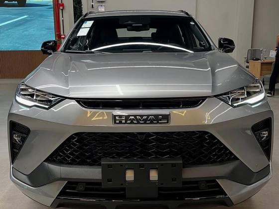 Carro 1.5 PHEV AWD E-TRACTION