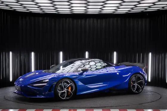 Carro 4.0 V8 TURBO GASOLINA SPIDER SSG