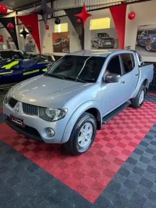 Carro 2.5 GL 4X4 CD 8V TURBO DIESEL 4P MANUAL