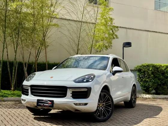 Carro 4.8 4X4 V8 32V TURBO GASOLINA 4P TIPTRONIC