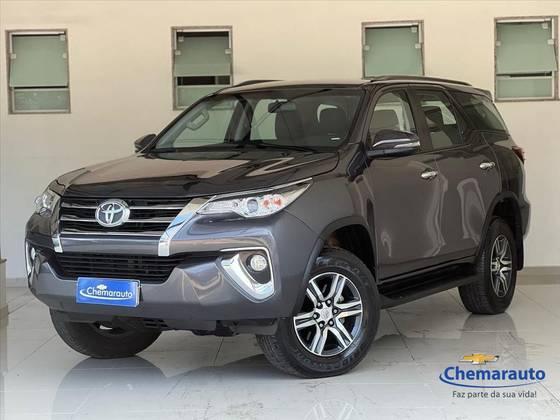 Carro 2.7 SRV 7 LUGARES 4X2 16V FLEX 4P AUTOMÁTICO