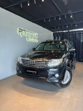 Carro 3.0 SRV 4X4 7 LUGARES 16V TURBO INTERCOOLER DIESEL 4P AUTOMÁTICO