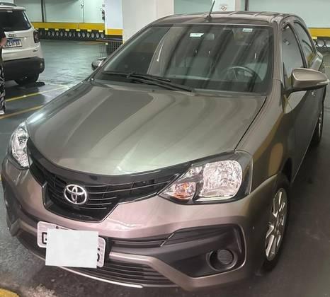 Carro 1.5 X PLUS 16V FLEX 4P MANUAL