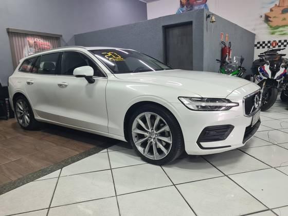 Carro 2.0 T5 GASOLINA MOMENTUM GEARTRONIC