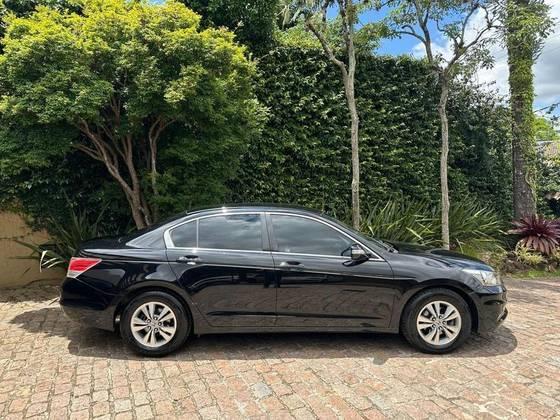 Carro 2.0 EX 16V GASOLINA 4P AUTOMÁTICO