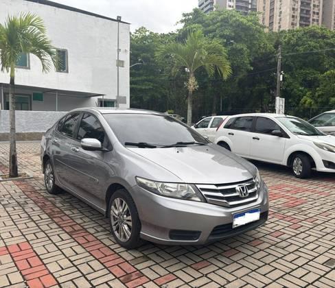 Carro 1.5 EX 16V FLEX 4P AUTOMÁTICO