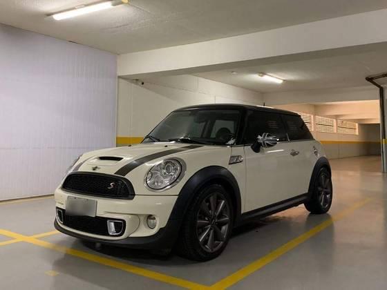 Carro 1.6 S 16V TURBO GASOLINA 2P AUTOMÁTICO