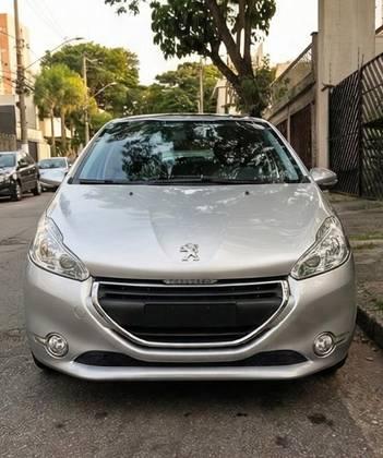 Carro 1.5 ACTIVE 8V FLEX 4P MANUAL