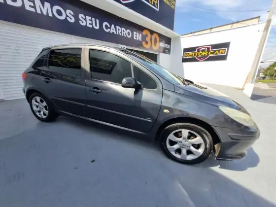 Carro 2.0 FELINE 16V FLEX 4P AUTOMÁTICO