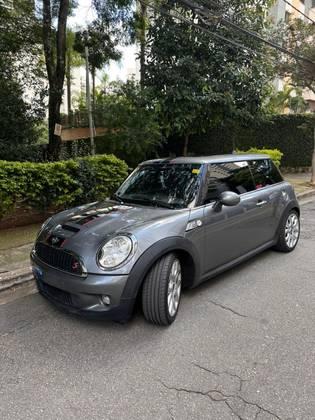 Carro 1.6 S 16V TURBO GASOLINA 2P AUTOMÁTICO