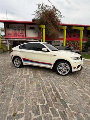 Carro 4.4 M SPORT 4X4 COUPÉ V8 32V BI-TURBO GASOLINA 4P AUTOMÁTICO