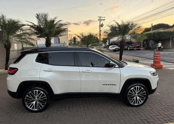 Carro 2.0 TD350 TURBO DIESEL LIMITED AT9
