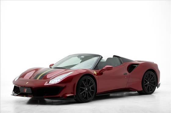 Carro 3.9 V8 TURBO GASOLINA F1-DCT