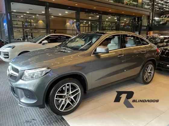 Carro 3.0 V6 GASOLINA HIGHWAY COUPÉ 4MATIC 9G-TRONIC
