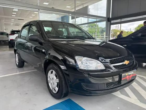 Carro 1.0 MPFI LS 8V FLEX 4P MANUAL