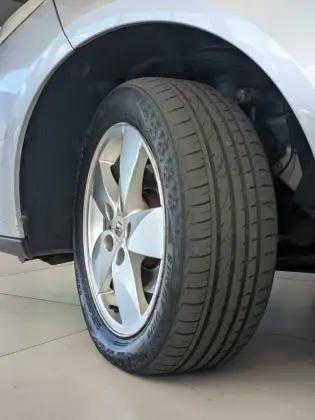 Carro 2.0 DYNAMIQUE 16V FLEX 4P AUTOMÁTICO