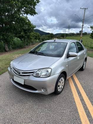 Carro 1.5 XS SEDAN 16V FLEX 4P AUTOMÁTICO