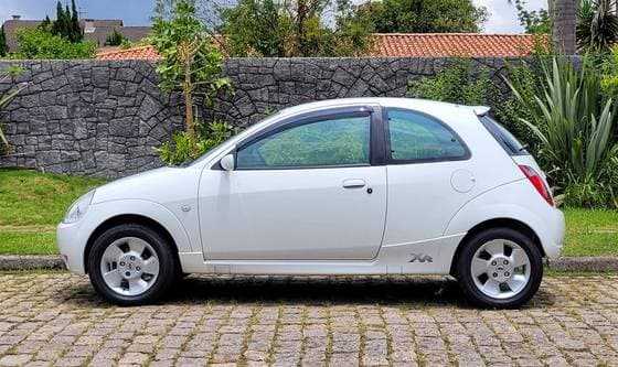 Carro 1.6 MPI XR 8V GASOLINA 2P MANUAL