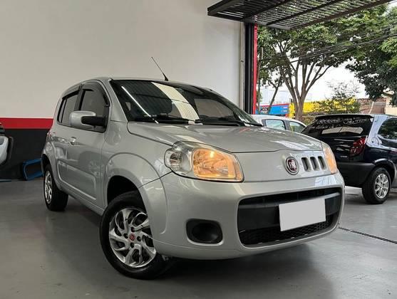 Carro 1.0 EVO VIVACE 8V FLEX 4P MANUAL