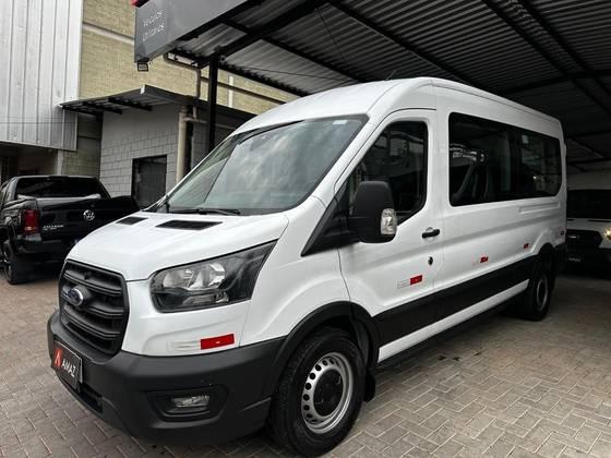 Carro 2.0 ECOBLUE DIESEL MINIBUS 14+1 410L MANUAL