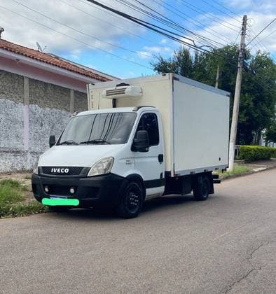Carro 35S14 CHASSI CABINE TURBO INTERCOOLER DIESEL 2P MANUAL