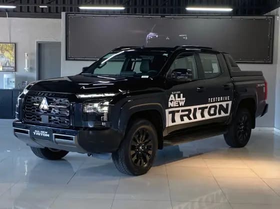 Carro 2.4 BITURBO DIESEL CD KATANA 4X4 AUTOMÁTICO