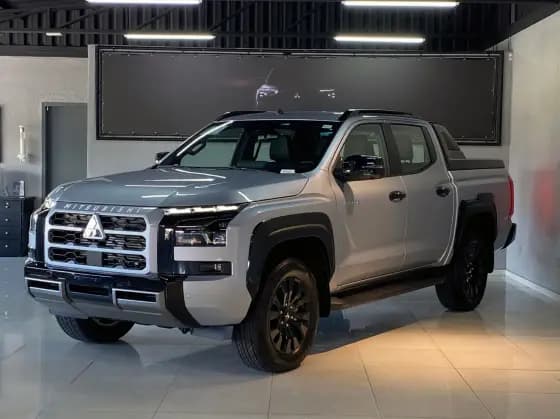 Carro 2.4 BITURBO DIESEL CD KATANA 4X4 AUTOMÁTICO