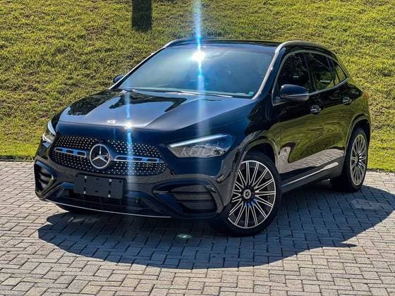 Carro 1.3 MHEV AMG LINE 7G-DCT
