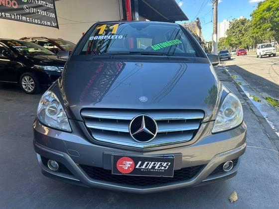 Carro 1.7 8V GASOLINA 4P AUTOMÁTICO