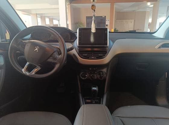 Carro 1.6 16V FLEX ALLURE 4P AUTOMÁTICO