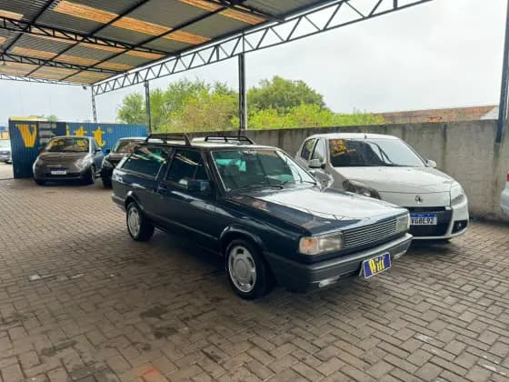 Carro 1.8 GL 8V GASOLINA 2P MANUAL