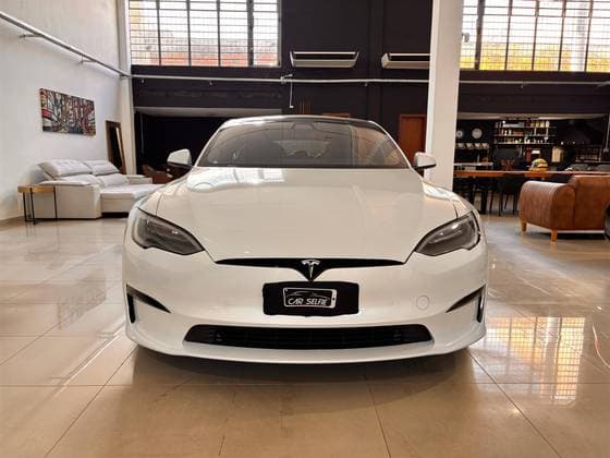 Carro ELÉTRICO LONG RANGE