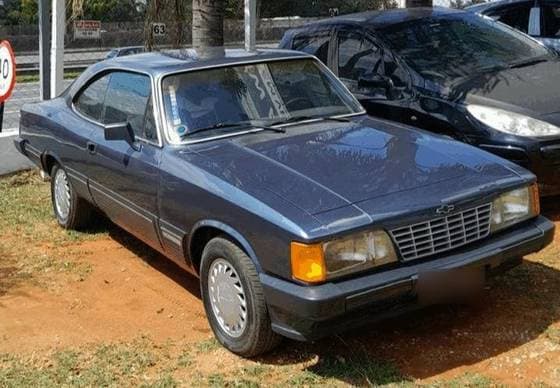 Carro 2.5 DIPLOMATA 8V GASOLINA 2P MANUAL