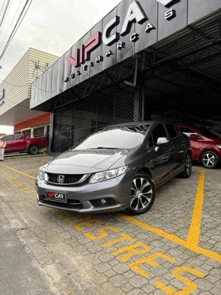 Carro 2.0 LXR 16V FLEX 4P AUTOMÁTICO