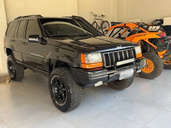 Carro 5.9 LIMITED LX 4X4 V8 16V GASOLINA 4P AUTOMÁTICO
