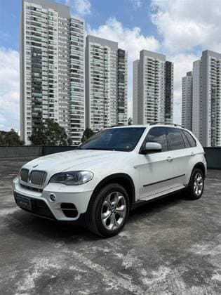 Carro 4.4 4X4 50I SPORT V8 32V GASOLINA 4P AUTOMÁTICO