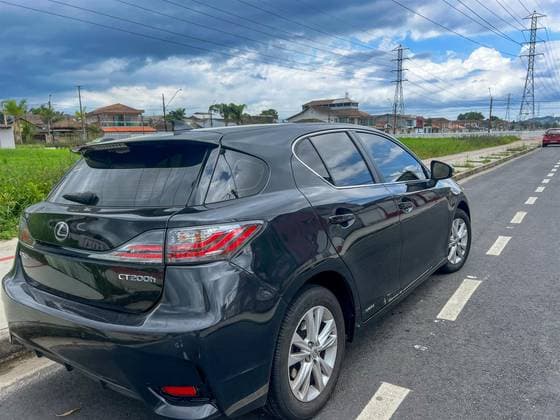 Carro 1.8 LUXURY 16V HÍBRIDO 4P AUTOMÁTICO