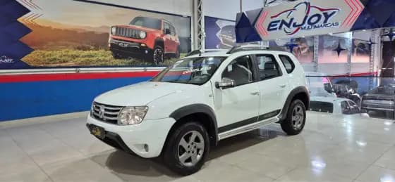 Carro 1.6 DYNAMIQUE 4X2 16V FLEX 4P MANUAL