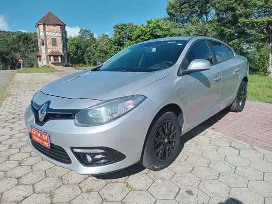 Carro 2.0 DYNAMIQUE 16V FLEX 4P AUTOMÁTICO